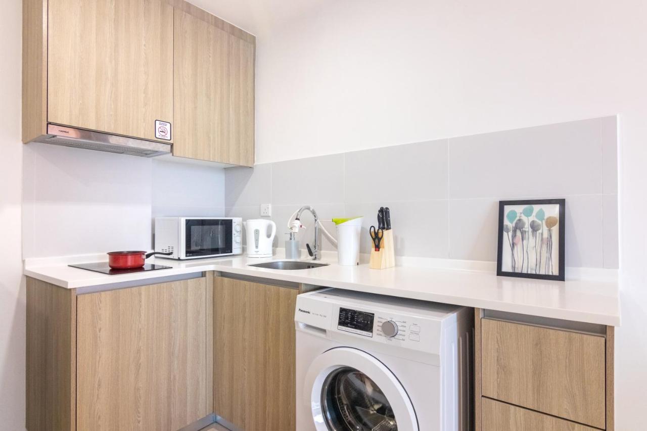 Tropicana 218 X Airlevate Suites Джорджтаун Екстер'єр фото